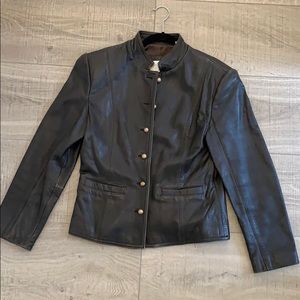 100% leather jacket size 4-6